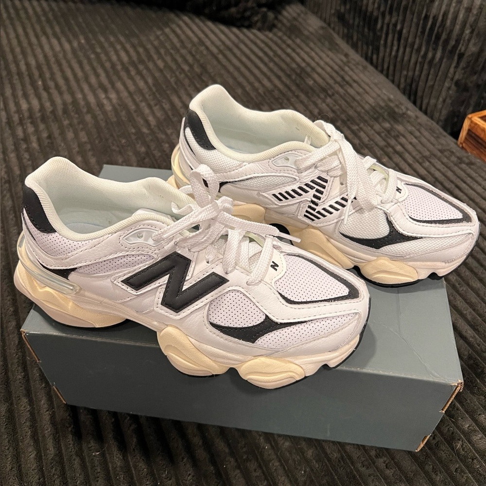 New balance 9060